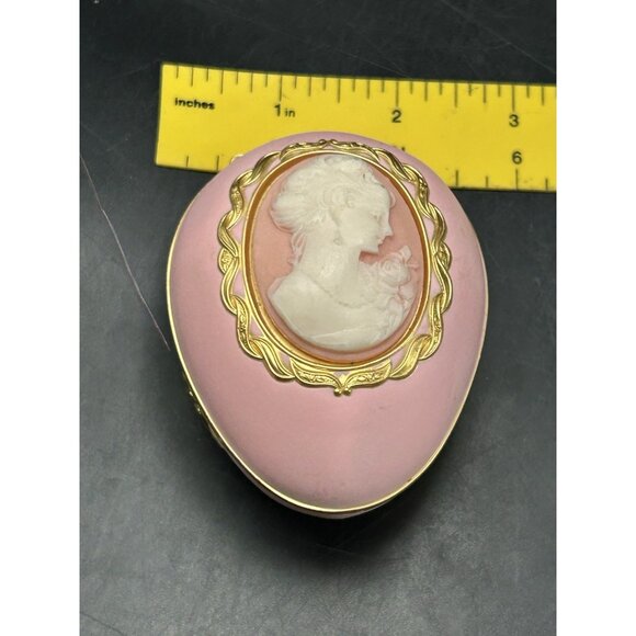 San Francisco Music Box Company Pink Gold Cameo Box Hinged Velvet Egg Works Test - Picture 9 of 10
